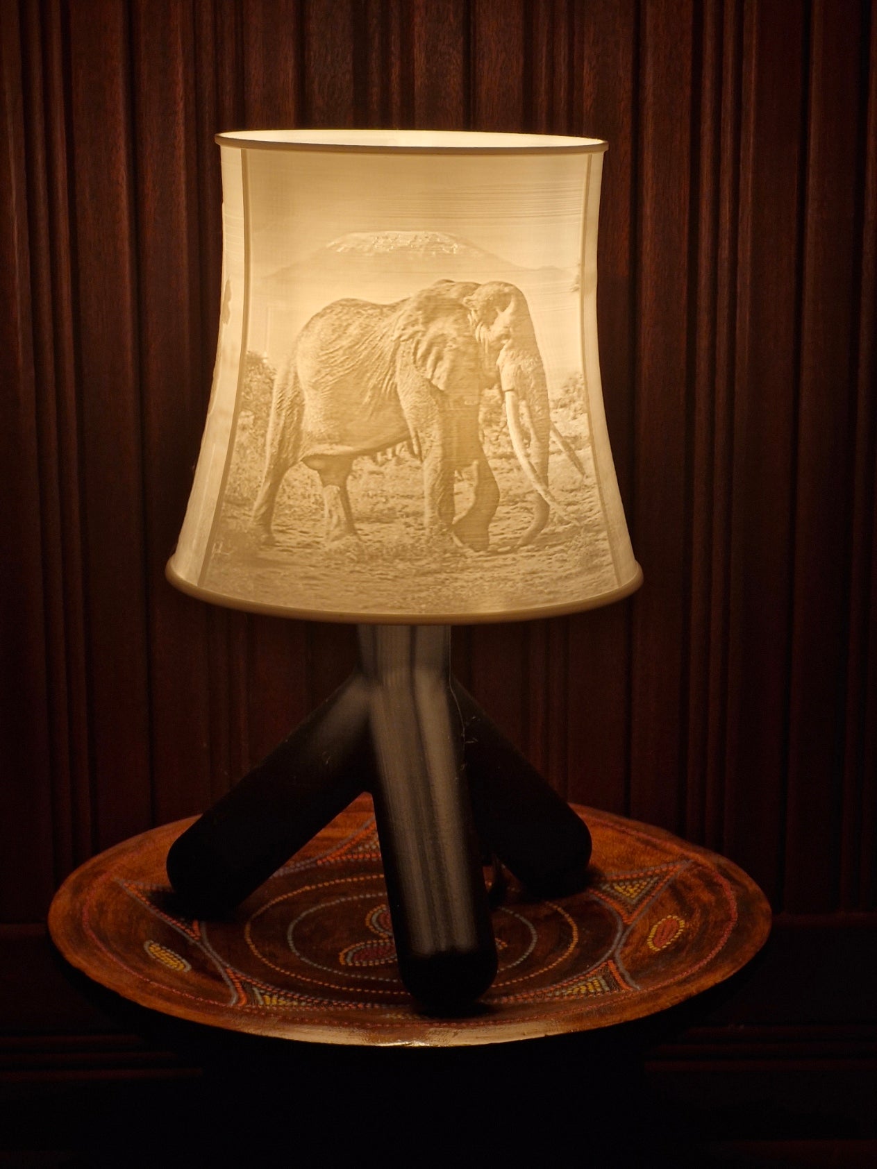 SavannaGlow Table Lamp